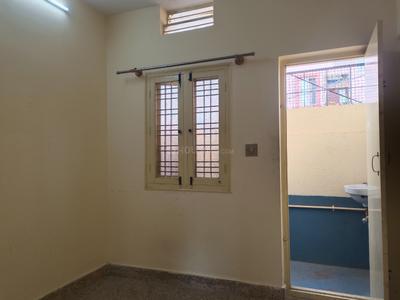 Bedroom Image of 400 Sq.ft 1 BHK Builder Floor for rent in Domlur Layout Bengaluru for Rs. 17000