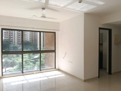 Living Room Image of 900 Sq.ft 2 BHK Apartment / Flat for rent in Lodha Splendora Riverview, Kasarvadavali Thane for Rs. 28000