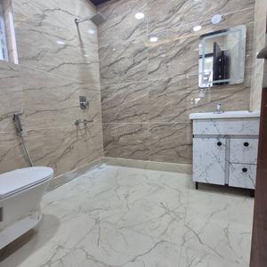 Bathroom Image of 1400 Sq.ft 3 BHK Apartment / Flat for sale in DDA Peepal Apartments, Sector 17 Dwarka New Delhi for Rs. 15500000