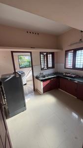 Kitchen Image of 1350 Sq.ft 2 BHK Builder Floor for rent in Maradu Kochi for Rs. 25000