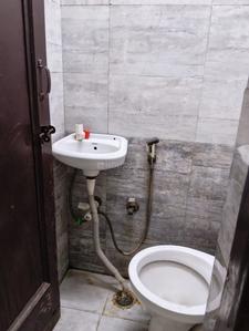 Bathroom Image of Roomsoom PG in Sector 14, Noida