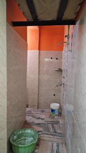 Bathroom Image of 500 Sq.ft 2 BHK Apartment / Flat for sale in Salkia Howrah for Rs. 1800000
