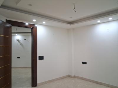 Bedroom Image of 1250 Sq.ft 2 BHK Builder Floor for rent in Kirti Nagar New Delhi for Rs. 45000