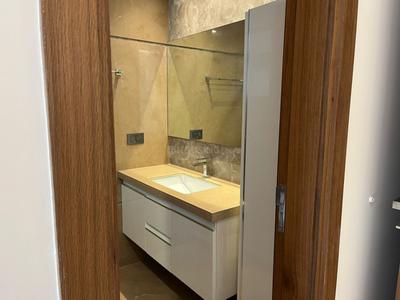 Image of 4185 Sq.ft 4 BHK Builder Floor for rent in Green Park Extension, New Delhi for Rs. 375000