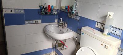 Bathroom Image of 1340 Sq.ft 3 BHK Apartment / Flat for rent in Nexus Hyde Park, Thane West Thane for Rs. 55000