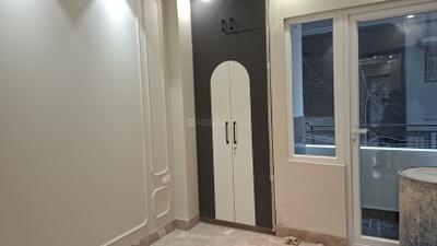 Bedroom Image of 850 Sq.ft 2 BHK Builder Floor for sale in Vikaspuri New Delhi for Rs. 14500000