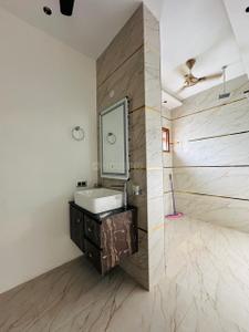 Image of 4500 Sq.ft 5 BHK Farm House for sale in Sainik Farm, New Delhi for Rs. 75000000