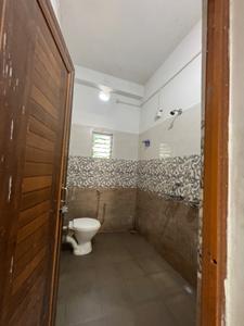 Bathroom Image of 700 Sq.ft 1 BHK Independent House for rent in Hengrabari Guwahati for Rs. 11000