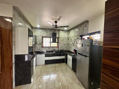 Kitchen Image of 1650 Sq.ft 3 BHK Apartment / Flat for sale in College Road Nashik for Rs. 16000000