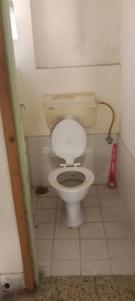 Bathroom Image of 560 Sq.ft 1 BHK Apartment / Flat for rent in Devi Shanta Niketan, Bopodi Pune for Rs. 18000