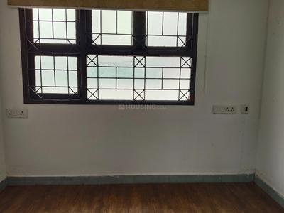 Bedroom Image of 850 Sq.ft 2 BHK Apartment / Flat for rent in Kodambakkam Chennai for Rs. 30000