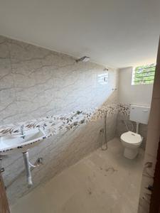 Bathroom Image of 1000 Sq.ft 1 BHK Duplex for rent in Manewada Nagpur for Rs. 10000