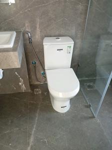 Bedroom Three Image of 1800 Sq.ft 4 BHK Apartment / Flat for rent in Kalpataru Magnus, Bandra East Mumbai for Rs. 330000