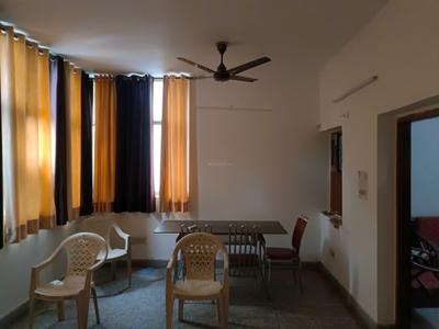 Bedroom Image of 1000 Sq.ft 3 BHK Apartment / Flat for rent in Pitampura New Delhi for Rs. 32000