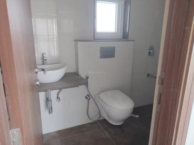 Image of 850 Sq.ft 2 BHK Apartment / Flat for rent in Shapoorji Pallonji BKC 28, Bandra East, Mumbai for Rs. 100000