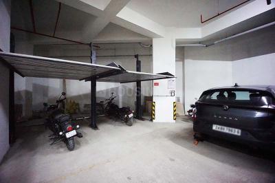 Kitchen Image of 933 Sq.ft 2 BHK Apartment / Flat for sale in Kohinoor Courtyard One, Wakad Pune for Rs. 10600000