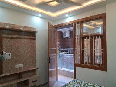 Bedroom Image of 600 Sq.ft 2 BHK Builder Floor for sale in Dwarka Mor New Delhi for Rs. 3800000