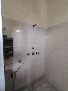 Bathroom Image of 1800 Sq.ft 2.5 BHK Independent House for rent in Hisar Tehsil Hisar for Rs. 15000