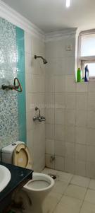 Bathroom Image of 2250 Sq.ft 3.5 BHK Apartment / Flat for rent in Green Campus, Manesar Gurgaon for Rs. 33000