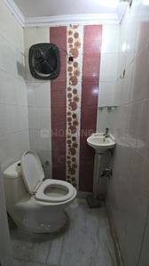 Bathroom Image of 700 Sq.ft 2 BHK Apartment / Flat for rent in Pitampura New Delhi for Rs. 28000