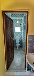 Bathroom Image of 720 Sq.ft 2 BHK Apartment / Flat for sale in Laxmi Apartment, Airport Gate no. 1 Kolkata for Rs. 2500000