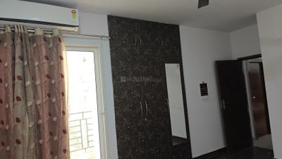 Bedroom Image of 1200 Sq.ft 3 BHK Apartment / Flat for rent in Patel Neotown, Noida Extension Greater Noida for Rs. 32000