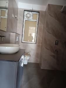 Bathroom Image of 950 Sq.ft 2 BHK Builder Floor for rent in Palam Vihar Gurgaon for Rs. 30000