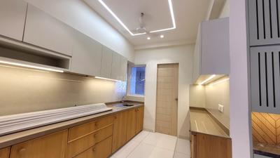 Kitchen Image of 1800 Sq.ft 3 BHK Apartment / Flat for sale in Chhani Vadodara for Rs. 7500000