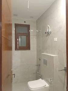 Common Bathroom Image of 1800 Sq.ft 3 BHK Builder Floor for sale in Sector 37 Faridabad for Rs. 22500000