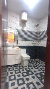Bathroom Image of 1450 Sq.ft 3 BHK Apartment / Flat for sale in Sector 18 Gurgaon for Rs. 13300000