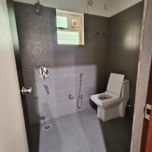 Bathroom Image of 2000 Sq.ft 3 BHK Apartment / Flat for sale in Jayadev Vihar Bhubaneswar for Rs. 27000000