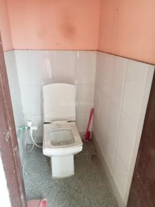 Bathroom Image of 620 Sq.ft 2 BHK Builder Floor for rent in Sehatpur Faridabad for Rs. 4700