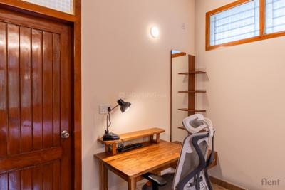 Bedroom Image of 1200 Sq.ft 2 BHK Apartment / Flat for rent in Richmond Town Bengaluru for Rs. 80000