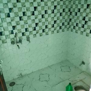 Bathroom Image of 1300 Sq.ft 2 BHK Independent House for sale in Mati Lucknow for Rs. 3630000
