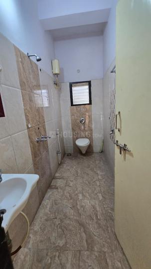 Royalproperties Bathroom 1