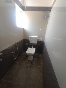 Bathroom Image of 910 Sq.ft 2 BHK Apartment / Flat for rent in Adambakkam Chennai for Rs. 30000