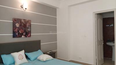 Bedroom Image of 1260 Sq.ft 2 BHK Apartment / Flat for sale in Bulland Heights, Crossings Republik Ghaziabad for Rs. 7900000