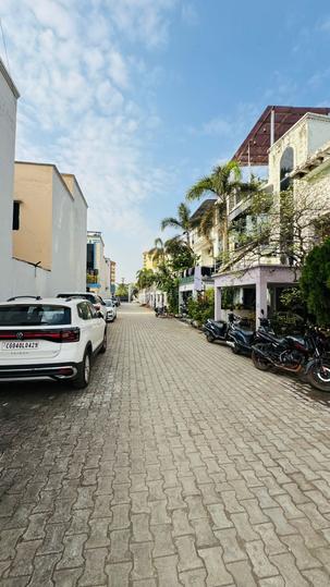 Aakrity home Main Image 1