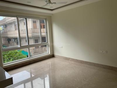 Bedroom Image of 2230 Sq.ft 3 BHK Builder Floor for sale in Shalimar Bagh New Delhi for Rs. 55000000