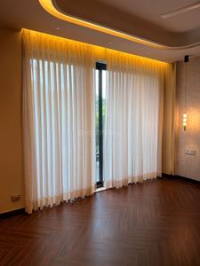 Bedroom Image of 7000 Sq.ft 6 BHK Independent House for sale in Sarvapriya Vihar New Delhi for Rs. 350000000