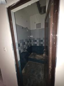 Bathroom Image of 700 Sq.ft 2 BHK Apartment / Flat for sale in Lalbagh Lucknow for Rs. 2800000