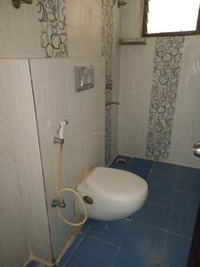 Common Bathroom Image of 1740 Sq.ft 3 BHK Apartment / Flat for rent in Cecon La Gardenia, Miyapur Hyderabad for Rs. 35500