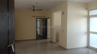 Living Room Image of 1170 Sq.ft 2 BHK Apartment / Flat for rent in Crossings GH7 Crossings Republik, Crossings Republik Ghaziabad for Rs. 15000