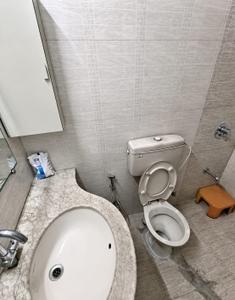 Image of 1200 Sq.ft 2 BHK Apartment / Flat for sale in Mahaavir Mahavir Astha, Kharghar, Navi Mumbai for Rs. 19000000