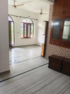 Living Room Image of 1200 Sq.ft 2 BHK Builder Floor for rent in Palam Vihar Gurgaon for Rs. 31000