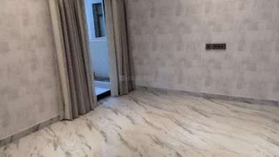 Living Room Image of 915 Sq.ft 2 BHK Apartment / Flat for sale in Panchsheel Greens 2, Noida Extension Greater Noida for Rs. 8000000
