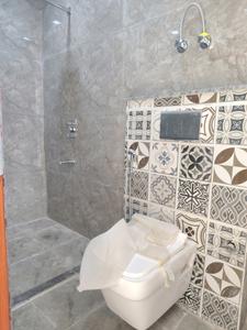 Bedroom Three Image of 1200 Sq.ft 3 BHK Apartment / Flat for rent in Rajpur New Delhi for Rs. 30000