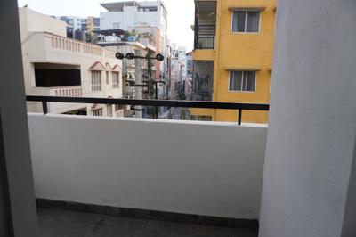 Balcony Image of 650 Sq.ft 1 BHK Apartment / Flat for rent in Mahadevapura Bengaluru for Rs. 28000