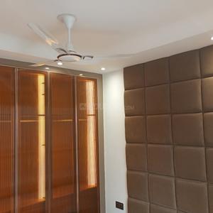 Bedroom Image of 950 Sq.ft 3 BHK Builder Floor for sale in Pitampura New Delhi for Rs. 18500000