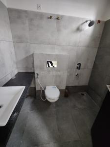 Bathroom Image of 3140 Sq.ft 5 BHK Apartment / Flat for sale in Sakar Elite Apex, Mahalakshmi Nagar Indore for Rs. 25000000
